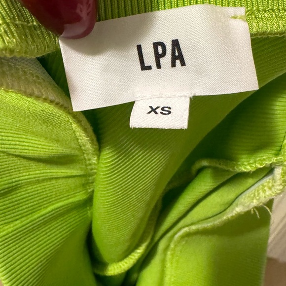 LPA Lime Green Skirt - Picture 2 of 2